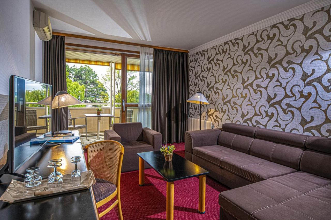 Hotel Club Tihany Exterior foto